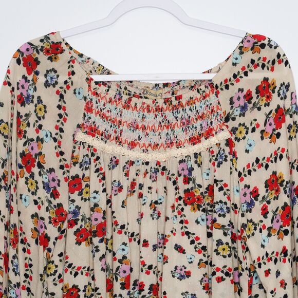 Democracy Womens Blouse Medium Red Beige Floral‎ Long Sleeve Boho Feminine Flowy - Picture 5 of 6